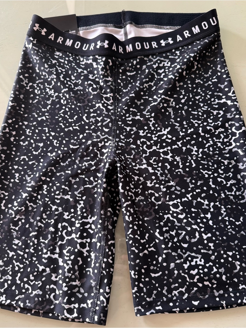 Under Armour Black & White Speckled Women’s Compression Shorts